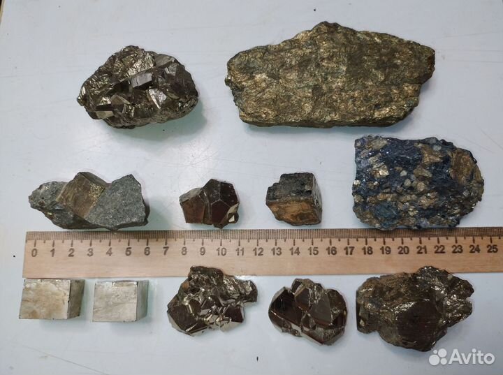 Пирит кристаллы