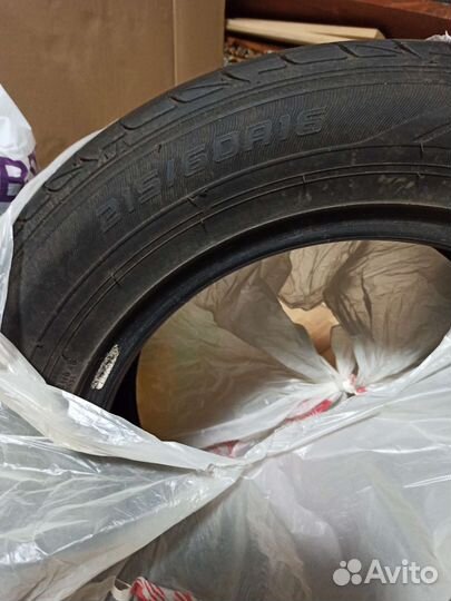 Dunlop SP Sport LM704 215/60 R16