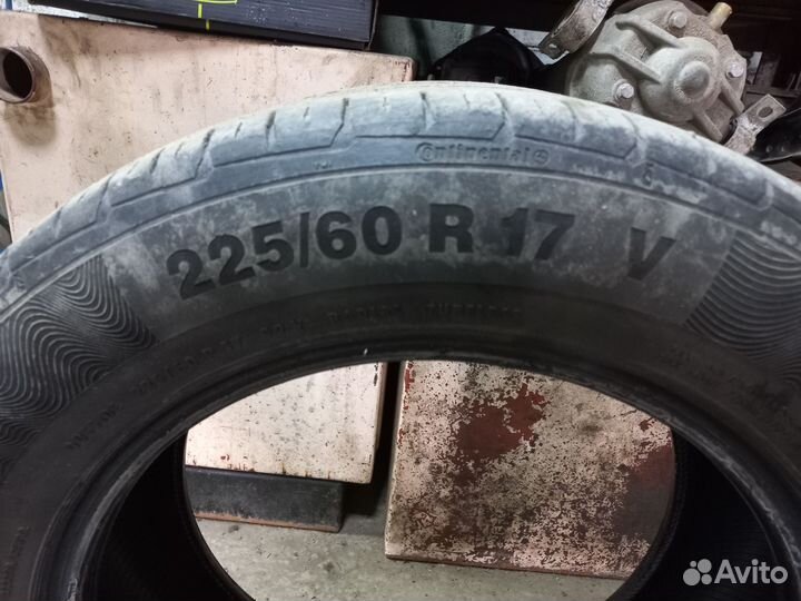 Continental ContiPremiumContact 5 225/60 R17 99V