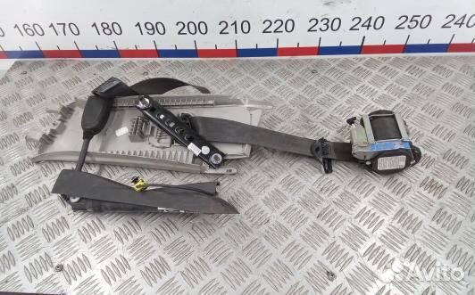 Ремень безопасности с пиропатроном сиденья передне