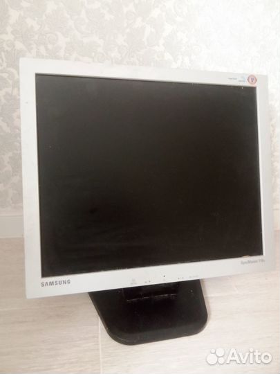 Монитор samsung