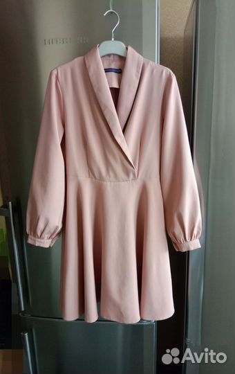 Платье пышное 42-44 размер