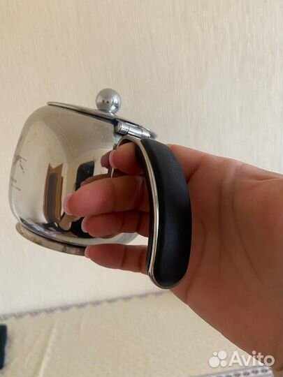 Заварочный чайник с ситом