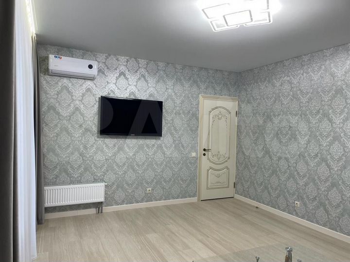 2-к. квартира, 60 м², 10/20 эт.
