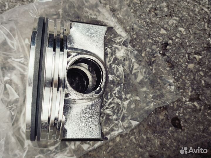 Поршень с пальцем 4шт 2.0 ecoboost