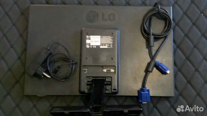 Монитор LG flatron e 1942