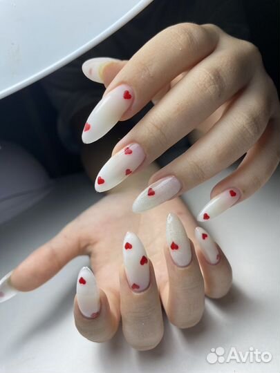 Наращивание ногтей