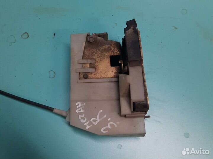 Замок двери задний правый Renault megane 1