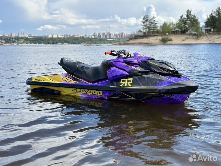 BRP Sea-Doo RXP 300-X RS Audio