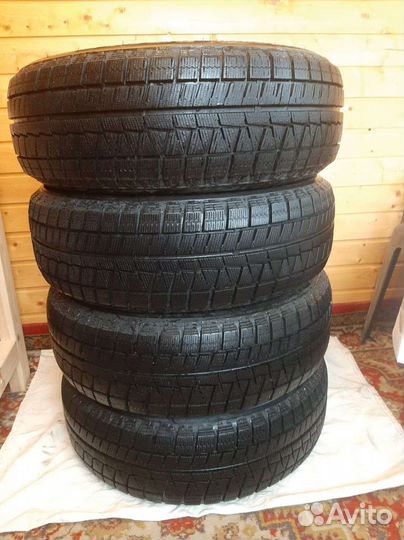 Bridgestone Blizzak Revo GZ 205/60 R16