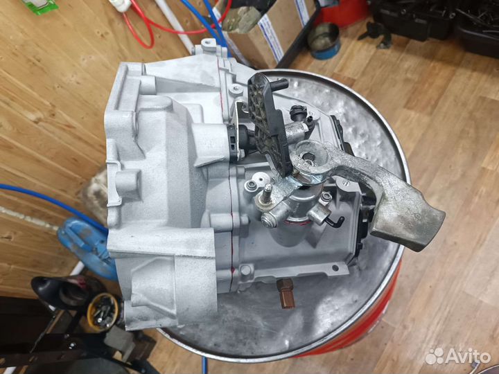 Все хотят прикосн к частичке божественного Очередь