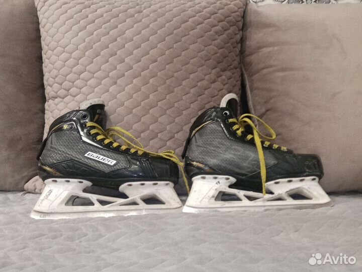 Коньки вратарские bauer s27