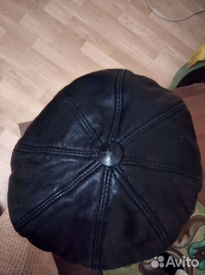 Кожанная кепка