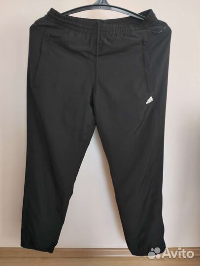 Спортивный костюм adidas