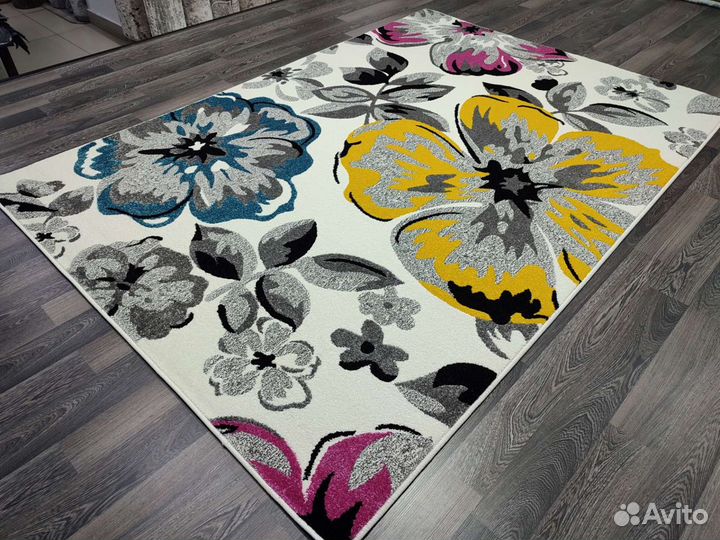 Ковёр 1.6х2.3 Новый