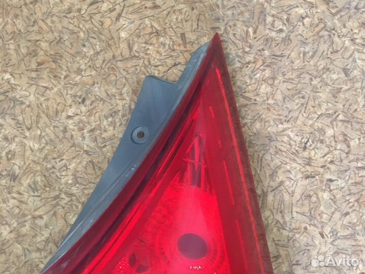 Фонарь правый Hyundai Solaris Хетчбэк б/у