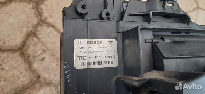 Диффузор радиатора Audi A8 D3 2008г