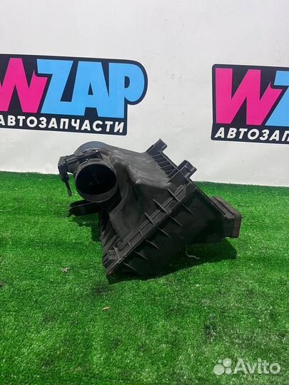 Корпус воздушногo фильтра Lexus RX 4 2017