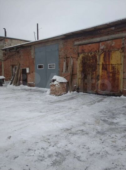 Гараж, > 30 м²