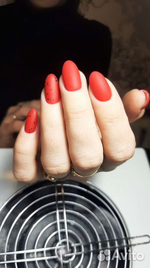 Аппаратный маникюр