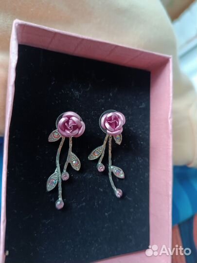 Украшение на шею бижутерия и серьги