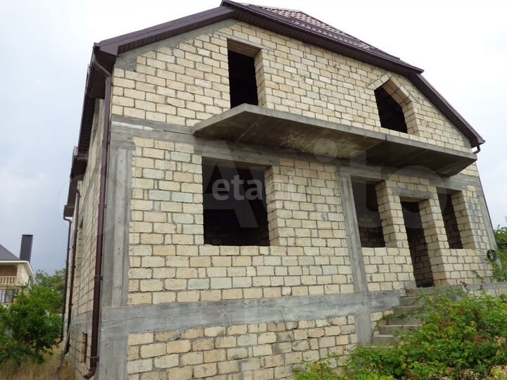 Дом 322 м² на участке 4,7 сот.