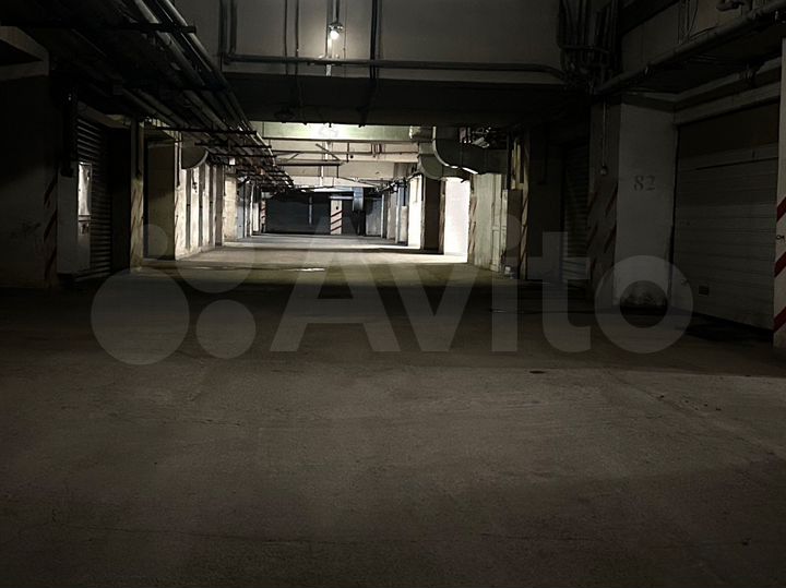 Машиноместо, 19 м²