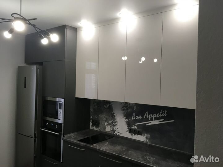 Кухонный гарнитур прямой