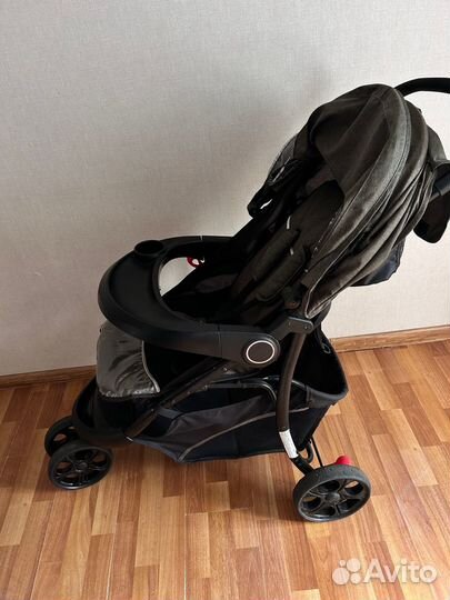 Коляска прогулочная