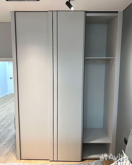 Стильный шкаф купе