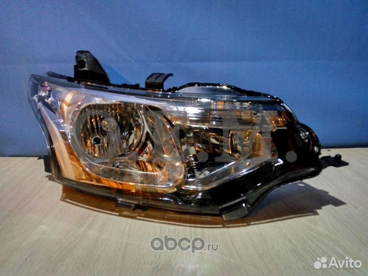 Фара правая Mitsubishi Outlander GF (2012-2015)