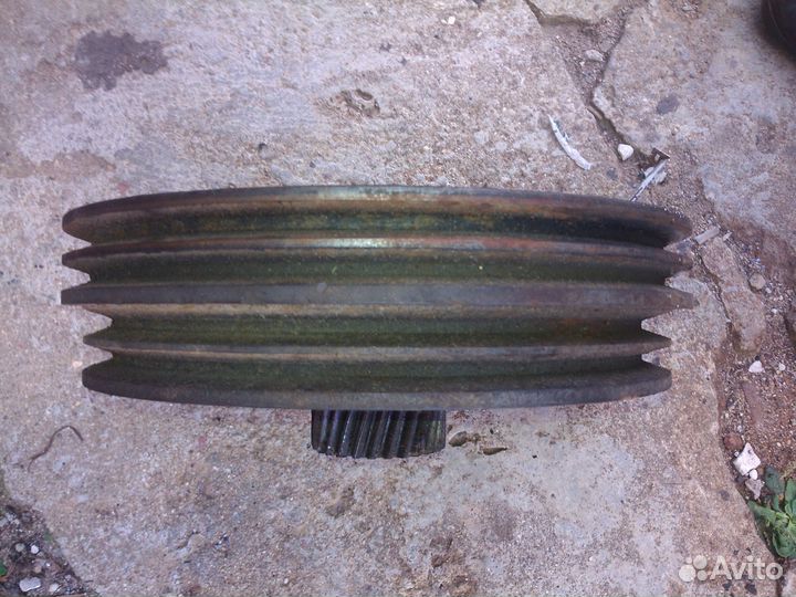 Шкив мех пилы 310 мм,винт продольной подачи 44мм