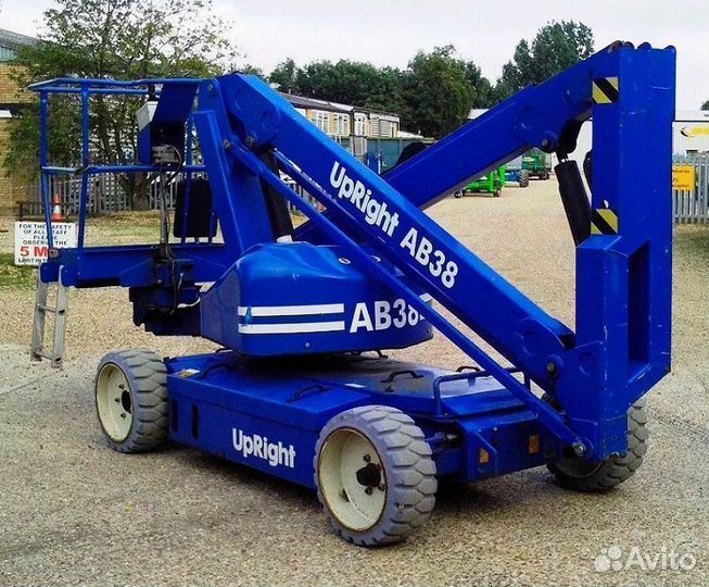 Коленчатый подъемник Upright AB 38