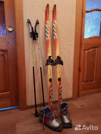 Беговые лыжи