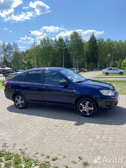 LADA Granta 1.6 МТ, 2015, 176 200 км