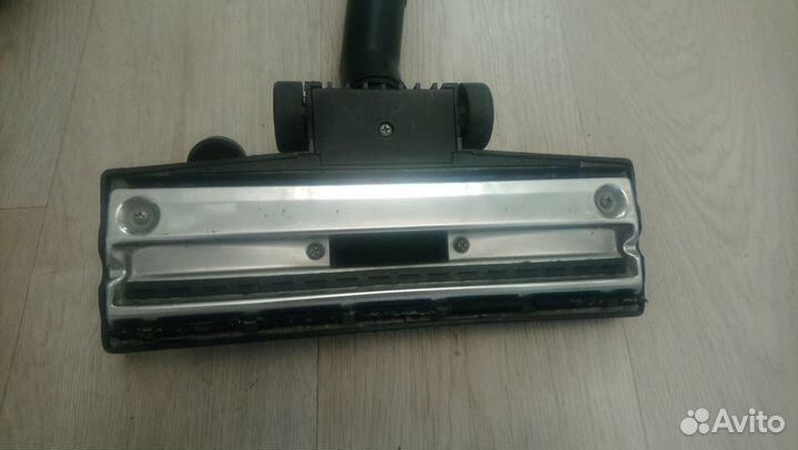 Мощный пылесос LG storm extra 1500 W