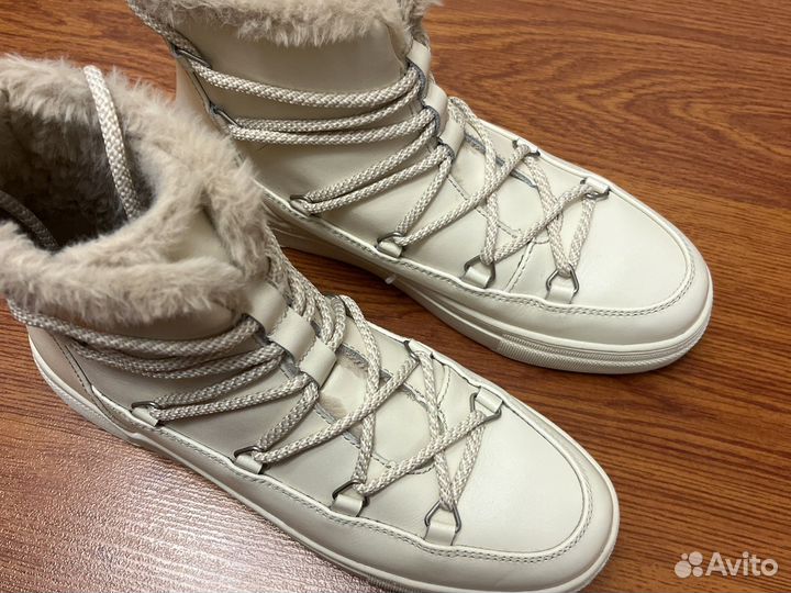 Ботинки Reserved (зима/осень)