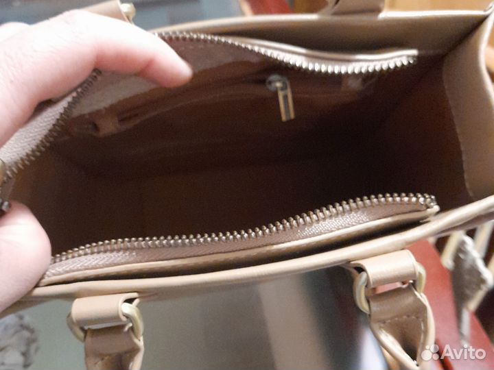 Сумка кожаная маленькая новая два цвета