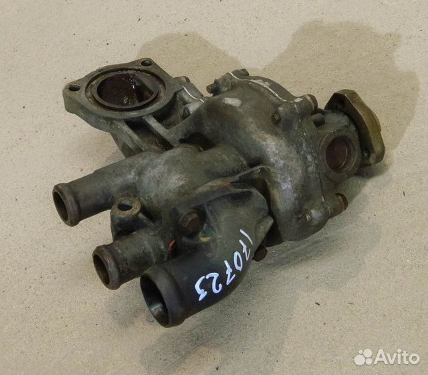 Помпа VW Golf 2