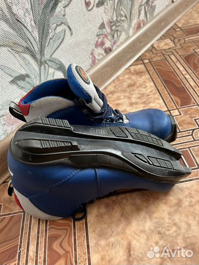 Беговые лыжи