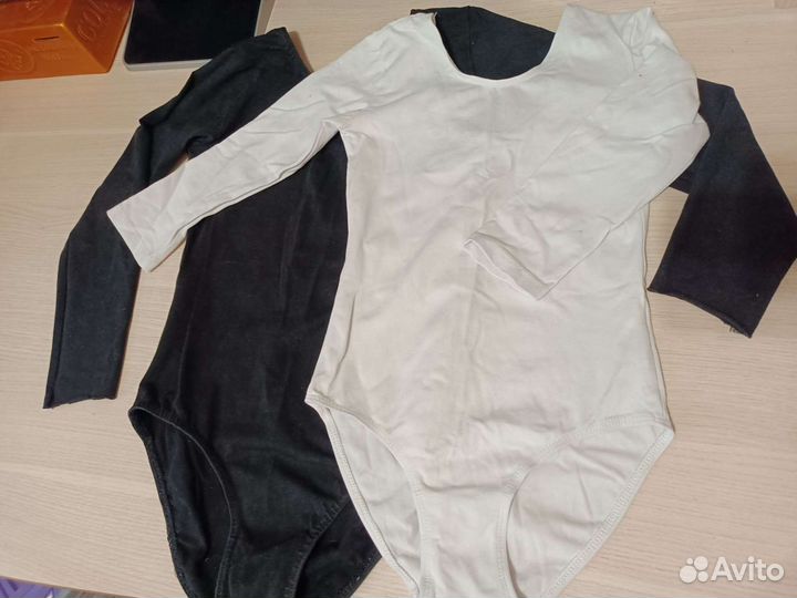 Купальники и юбка