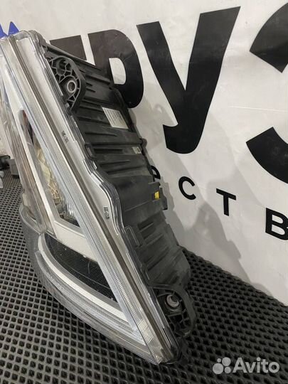 Фара правая Volvo FH5 23752678