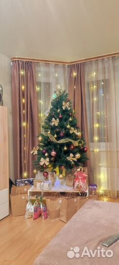 Елка искусственная