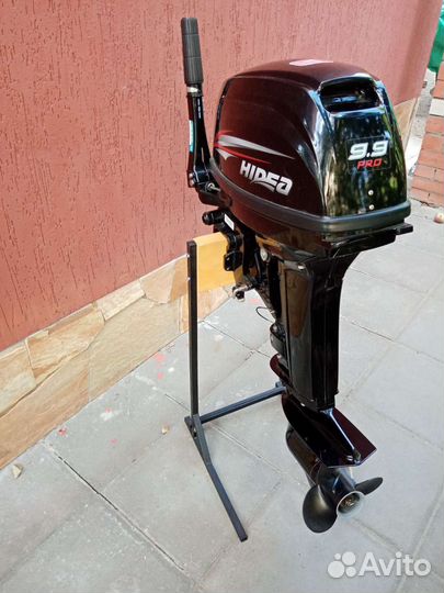 Подставка для лодочного мотора