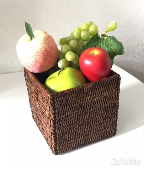 Натуральный ротанг, ваза декоративная