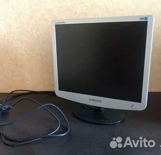 Монитор Samsung