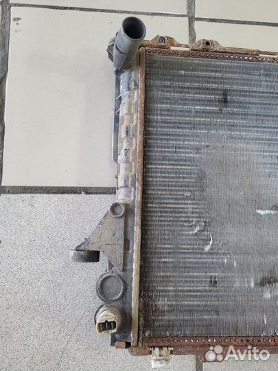 Радиатор охлаждения audi a6 c4 100 2.6