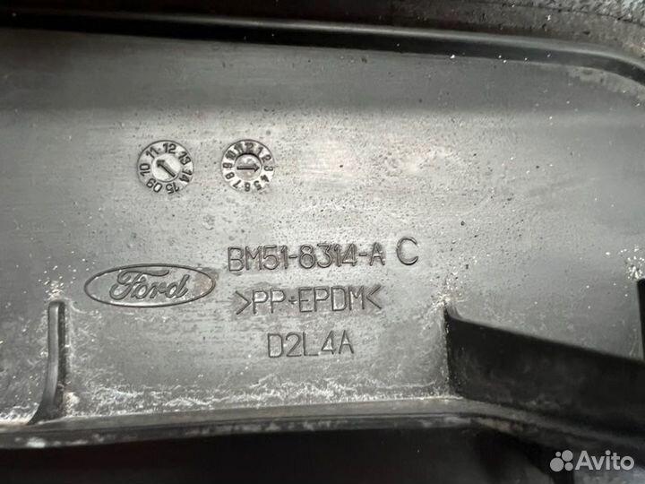 Дефлектор радиатора Ford Focus 3 CB8 1.6L duratec