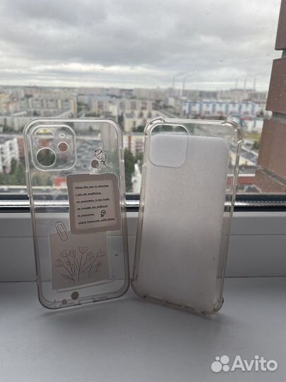 Чехлы на iPhone 12