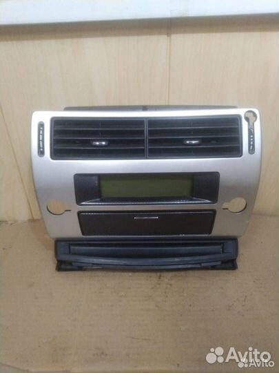 Консоль салона (центральная часть) Citroen C4